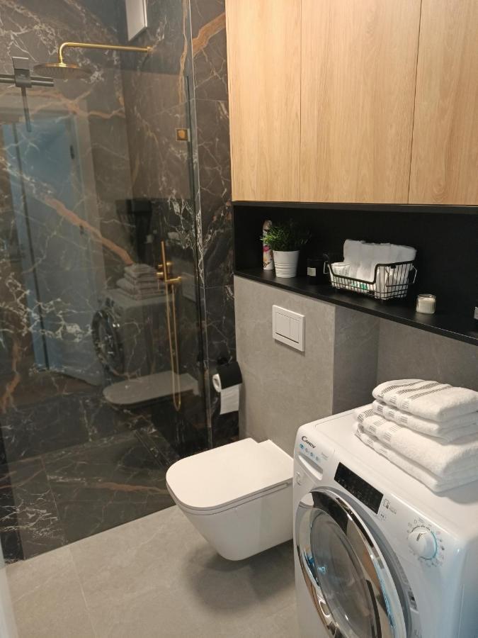 Apartament Maris Gdynia - Srodmiescie - Klimatyzacja - Prywatny Parking Eksteriør bilde
